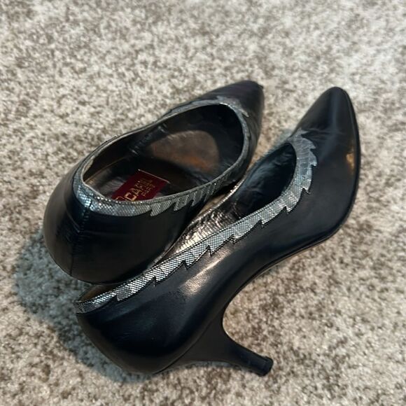 Carel Paris Black Pointed-Toe Pumps 6.5 - Picture 3 of 9